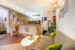 Long Street Hotel