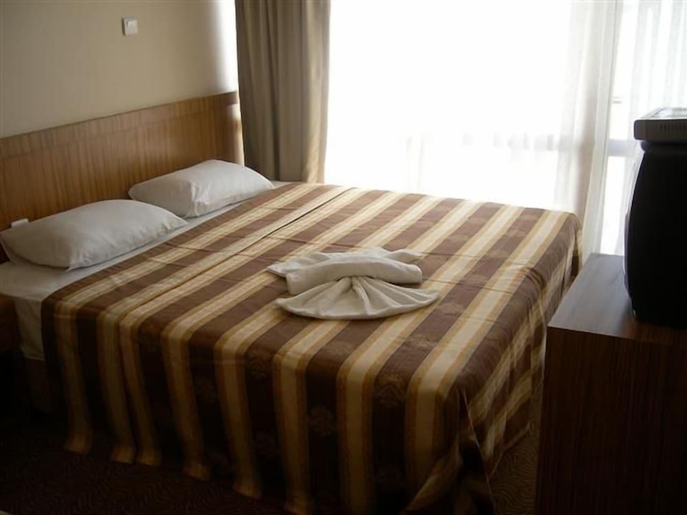 Lara Kapris Hotel
