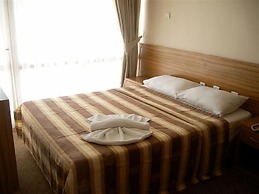 Lara Kapris Hotel