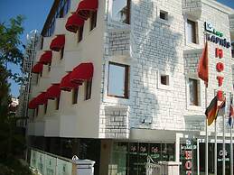 Lara Kapris Hotel