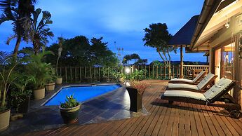 Ndiza Lodge & Cabanas