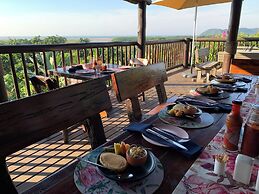 Ndiza Lodge & Cabanas