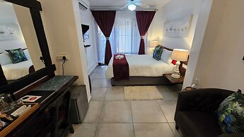Ndiza Lodge & Cabanas