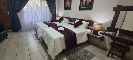 Ndiza Lodge & Cabanas
