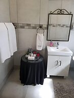 Ndiza Lodge & Cabanas