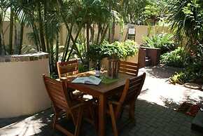 Ndiza Lodge & Cabanas