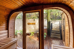 Casa Vela Boutique House & SPA
