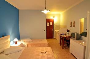 Elea Hotel