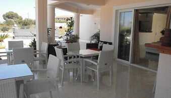 Elea Hotel