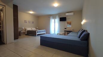 Oskars Studios & Apartments