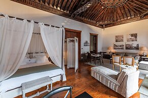 Isla Baja Suites