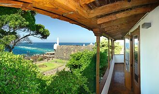 Isla Baja Suites