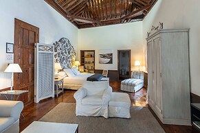 Isla Baja Suites