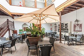 Isla Baja Suites