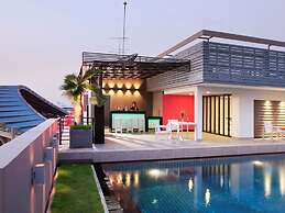 Bangkok Inter Place Hotel