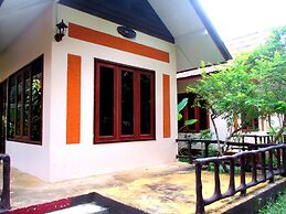 Happiness Resort