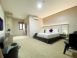89 Hotel