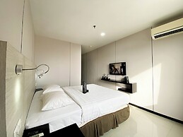89 Hotel