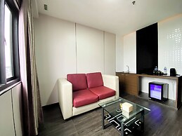 89 Hotel