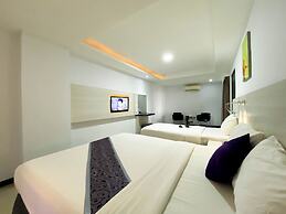 89 Hotel