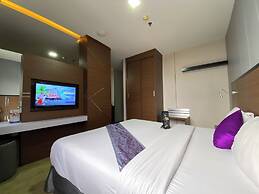89 Hotel