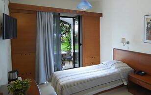 Lato Hotel
