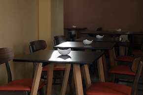 Lato Hotel