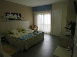 Hotel Foxos