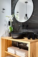 Tagoo Black