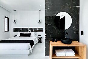 Tagoo Black