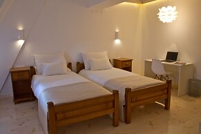 Polar Star Hotel