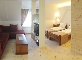 Polar Star Hotel