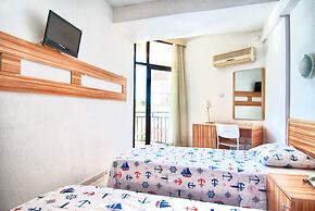 Status Hotel