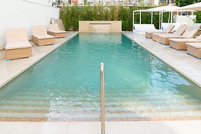 Hotel Las Arenas