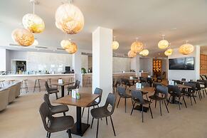 Hotel Las Arenas