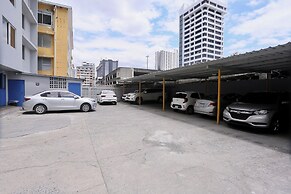 Metro Hotel Panama