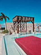 The Palm at Playa