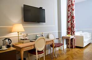 Demetra Art Hotel