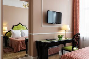 Demetra Art Hotel