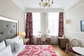 Demetra Art Hotel