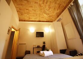 Machiavelli Suites