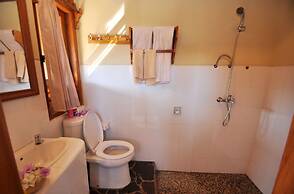 Meme Surung Homestay