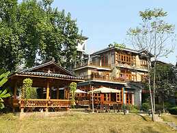 Moondance Hotel