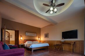 Moondance Hotel