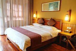 Moondance Hotel