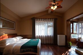 Moondance Hotel