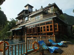 Moondance Hotel