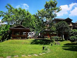 Moondance Hotel