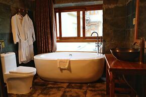 Moondance Hotel