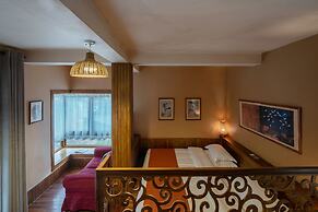 Moondance Hotel
